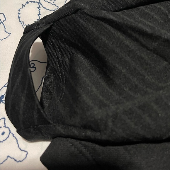 Nike Black Long Sleeve Athletic Top - Picture 4 of 5